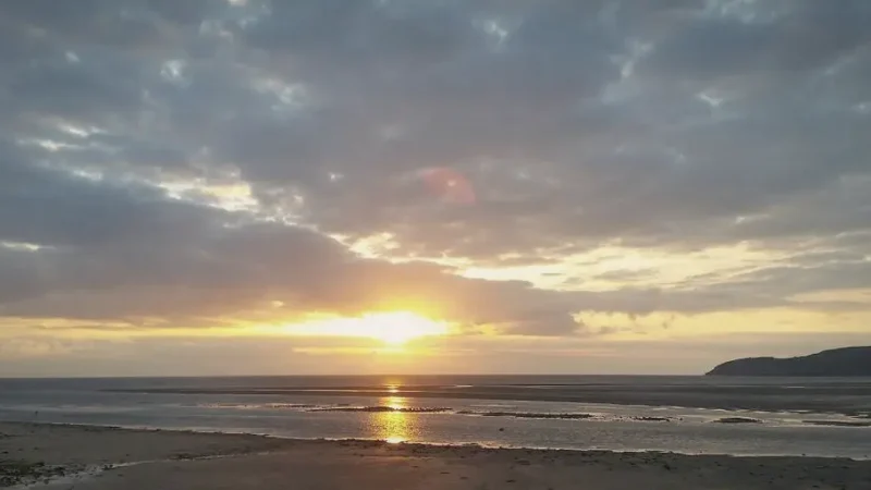 11) Red Wharf Bay(5)