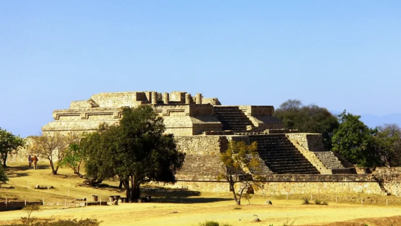 11) Valley Viewpoints(3)