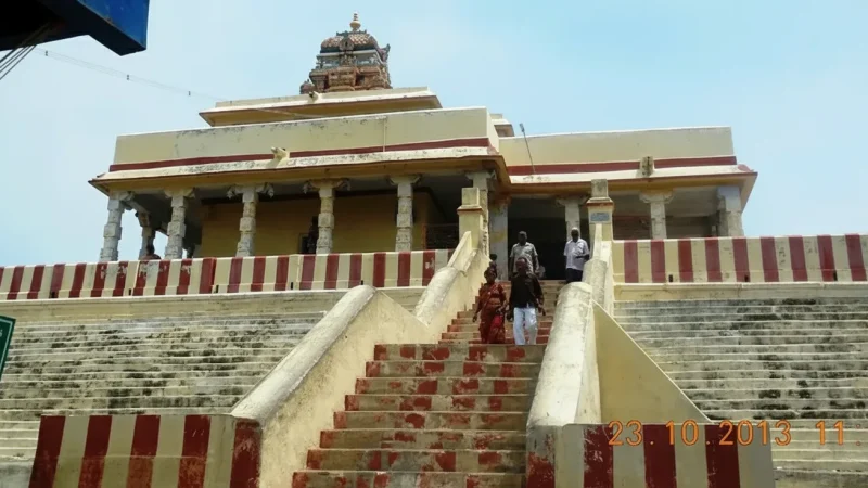 11. Gandhamadhana Parvatham – A hilltop shrine_(4)