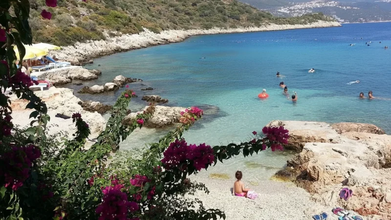 11. Hidayet Bay – A small bay ideal for swimming_(1)