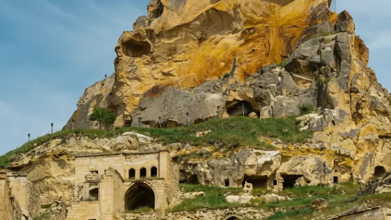 11. Ortahisar Castle – A nearby village viewpoint_(1)