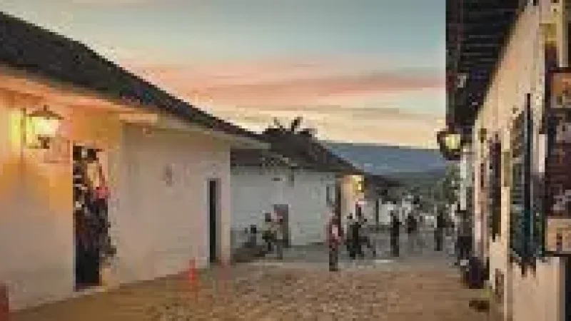 12 Evening Walking Routes – Calm town strolls(2)