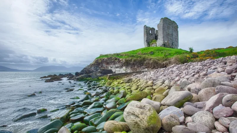 12) Minard Castle(1)