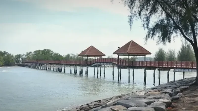 12) Pantai Cahaya Negeri(4)