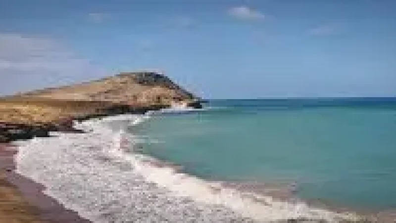 12 Quiet Beach Corners – Peaceful relaxation(2)