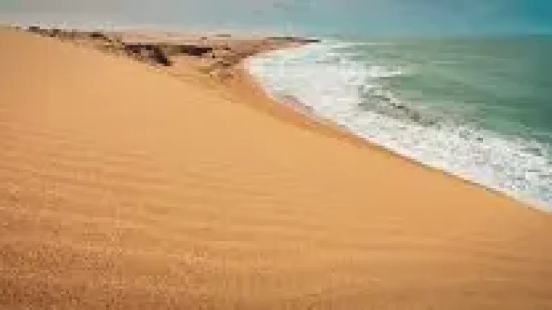 12 Quiet Beach Corners – Peaceful rest areas(3)