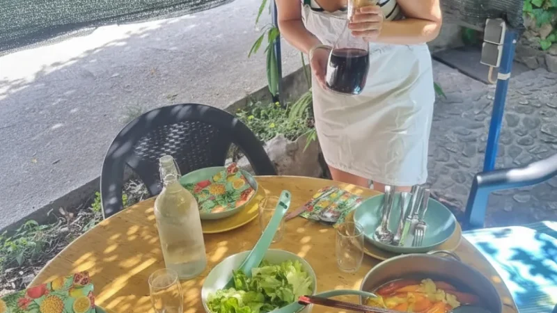 12) Traditional Restaurants(2)