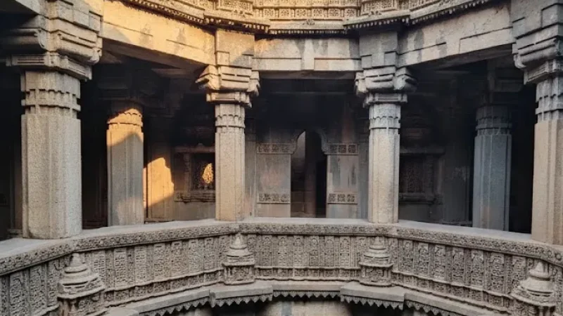 12. Dada Harir Stepwell(3)