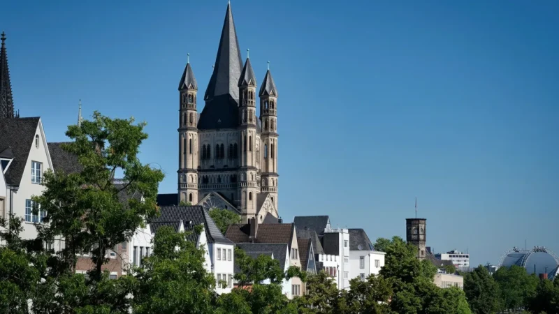 12. Great St. Martin Church(4)