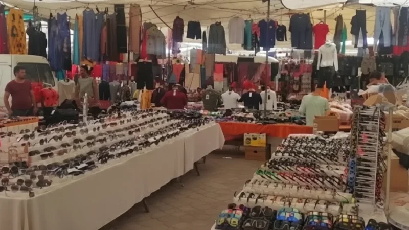 12. Ortaca Town Center – Local markets and small shops_(2)
