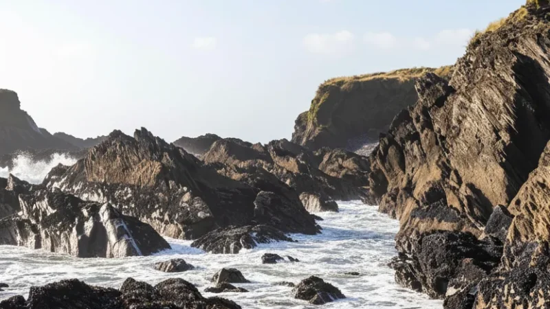 13) Clogher Strand(6)