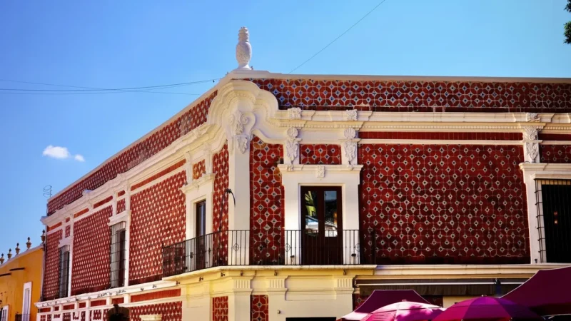 13) Historic Colonial Streets(4)