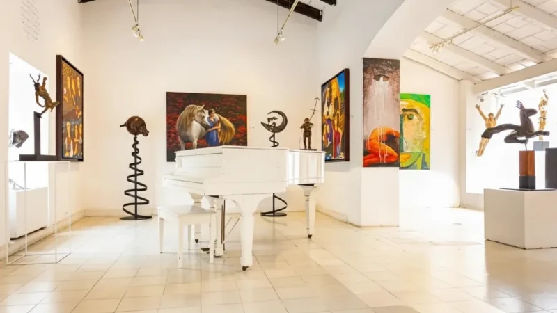 13) Local Art Galleries(3)