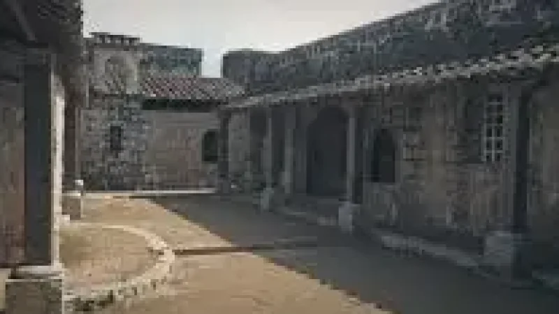 13 Open Courtyards – Fortress interior spaces(2)