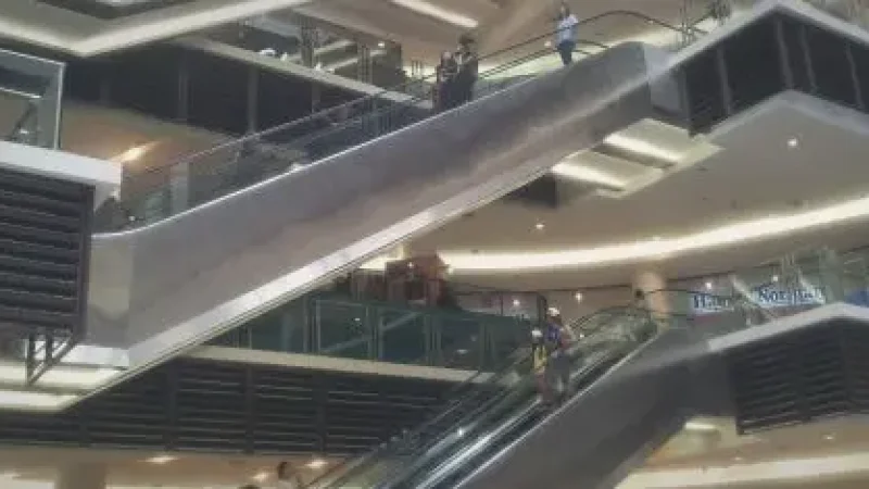 13) Paradigm Mall(4)