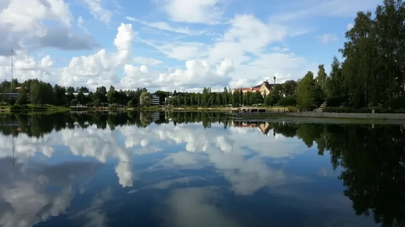 13 Photography Spots – Lake and city views(6)