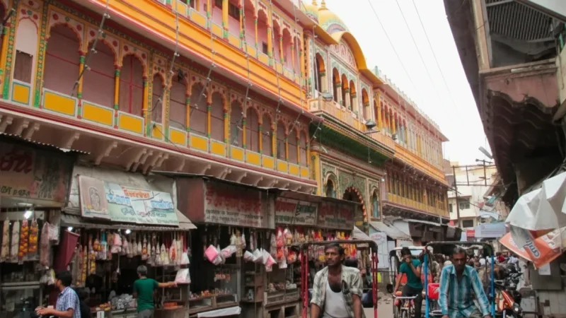 13. Chatta Bazaar – A traditional market area_(1)