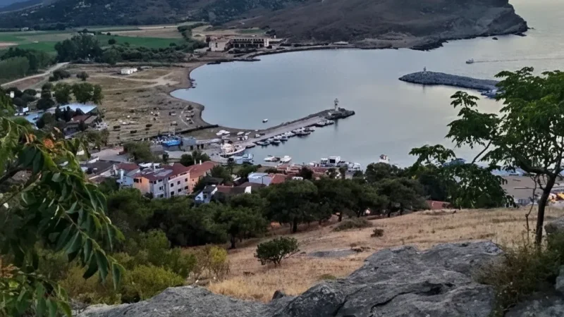 13. Gokceada City Center – Local food and small streets_(3)