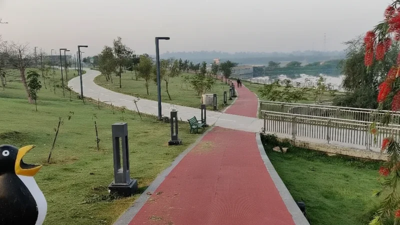 13. Gomti Riverfront – A scenic riverside walkway_(4)