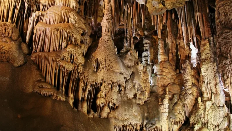 13. Karaca Cave – Stalactites and natural formations_(1)