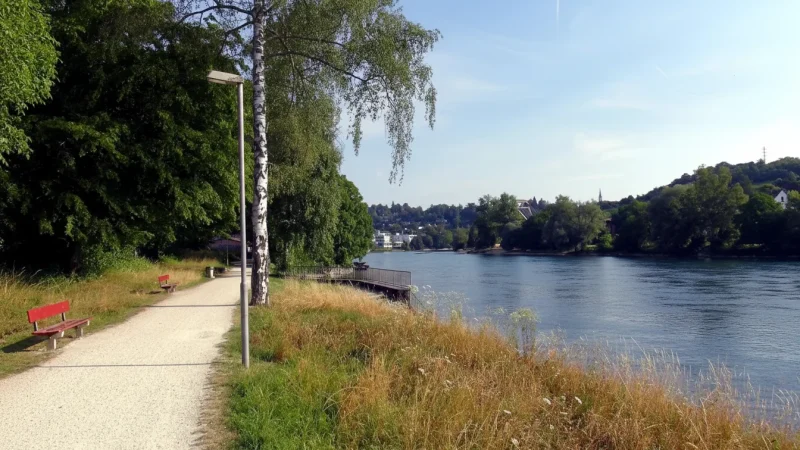 13. Lahn River Promenade(1)