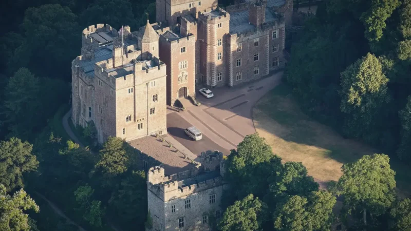 14) Dunster Castle(4)