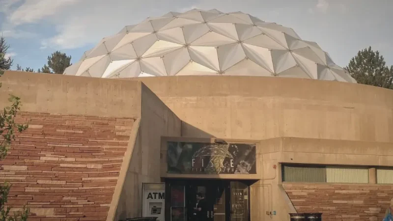 14) Fiske Planetarium(3)