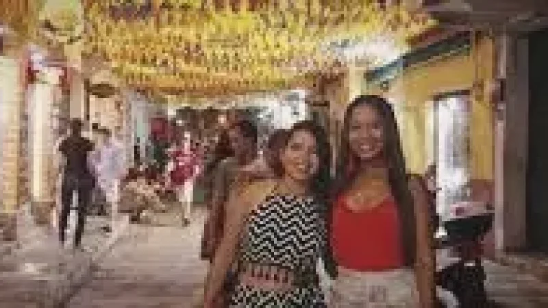 14 Local Bars – Relaxed nightlife(6)
