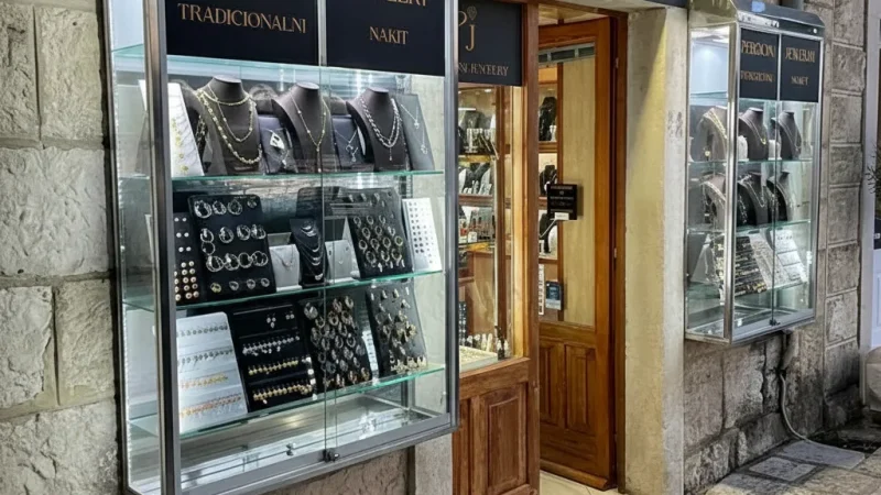 14) Local Craft Shops(3)