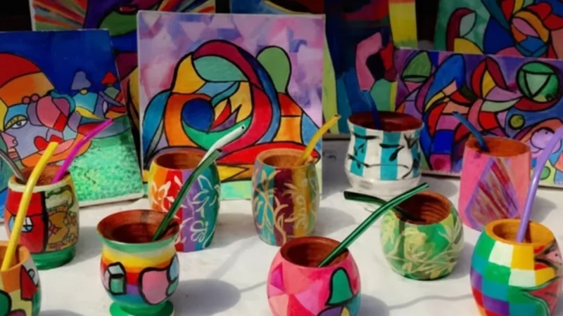 14 Local Shops – Souvenirs and essentials(5)