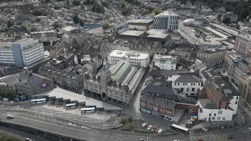 14) Newport Market(1)