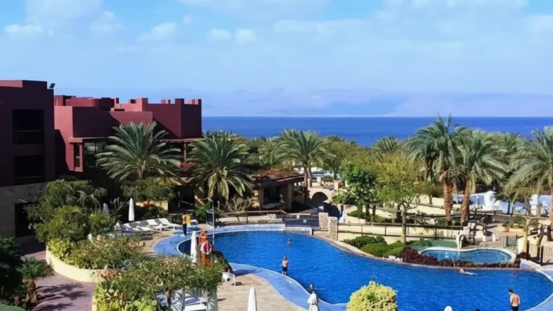 14) Resort Gardens(2)
