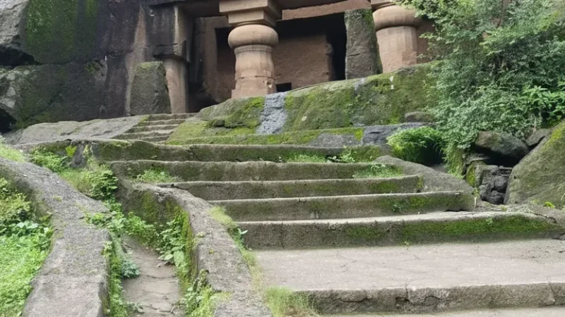 14. Kanheri Caves – Ancient Buddhist cave complexes_(1)