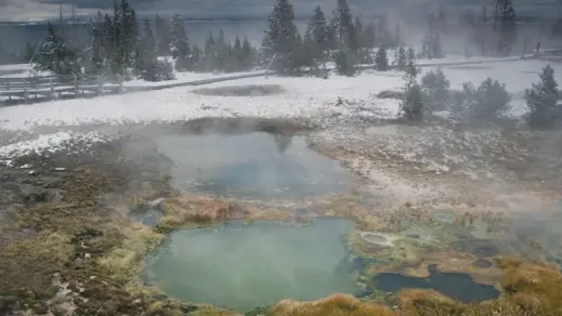 14_West_Thumb_Geyser_Basin(1)