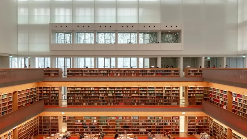 15) Berlin State Library Unter den Linden(6)