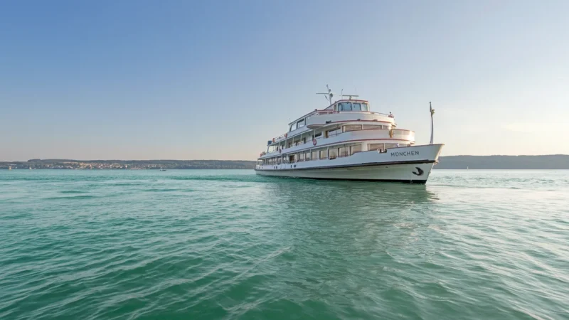 15) Bodensee Boat Tours(4)