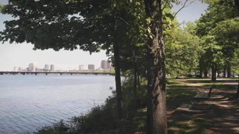 15) Charles River Esplanade(4)