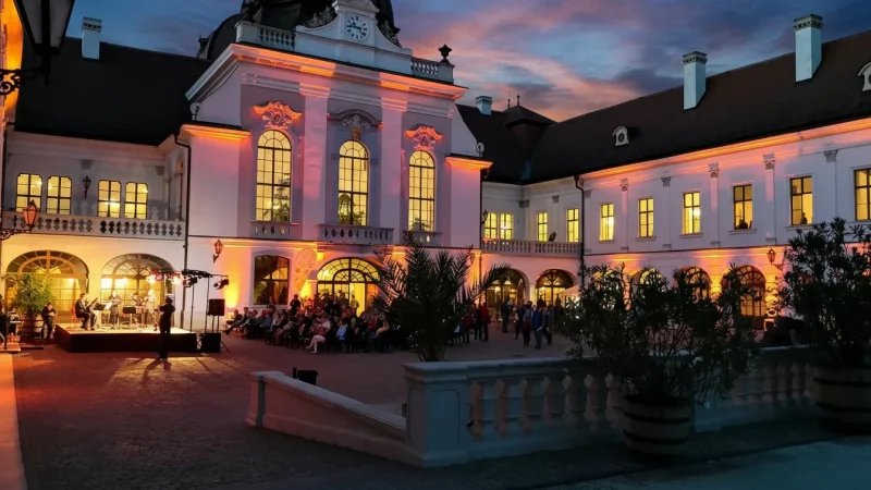 15) Cultural Event Areas(5)