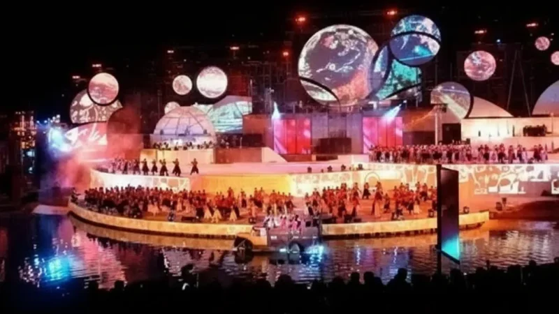 15 Cultural Event Spaces – Festivals and shows(4)