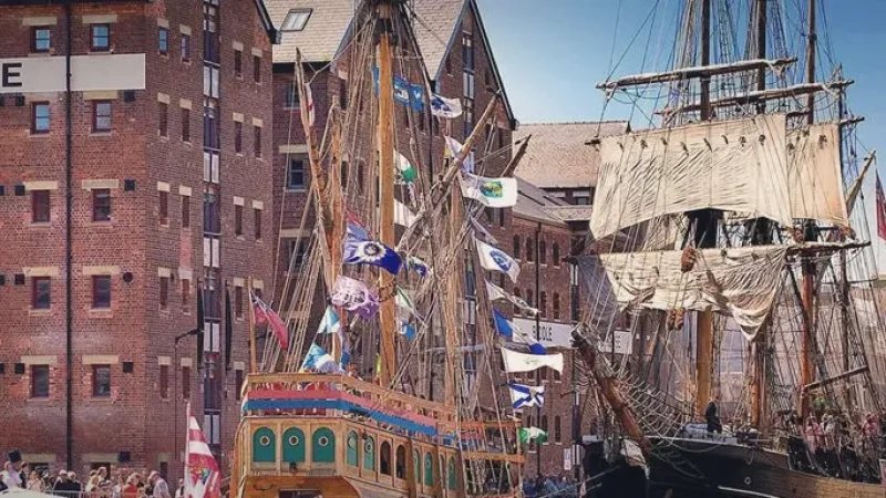 15) Gloucester Docks(5)