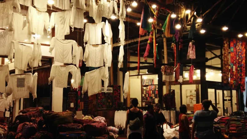 15) Local Artisan Markets(1)