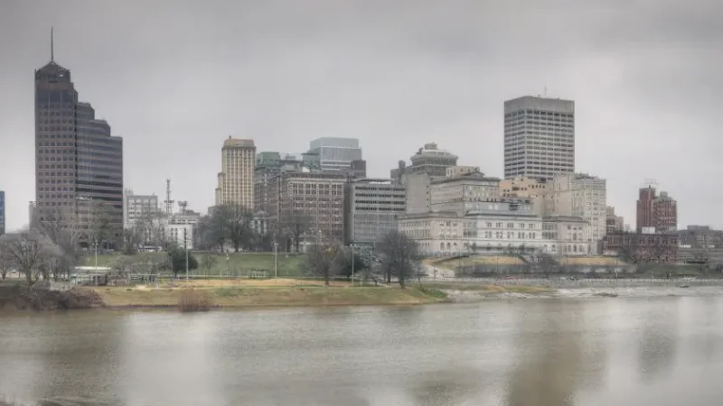 15) Mississippi Riverfront(4)