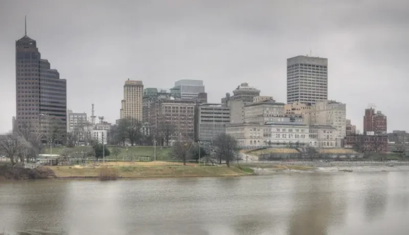 15) Mississippi Riverfront(4)