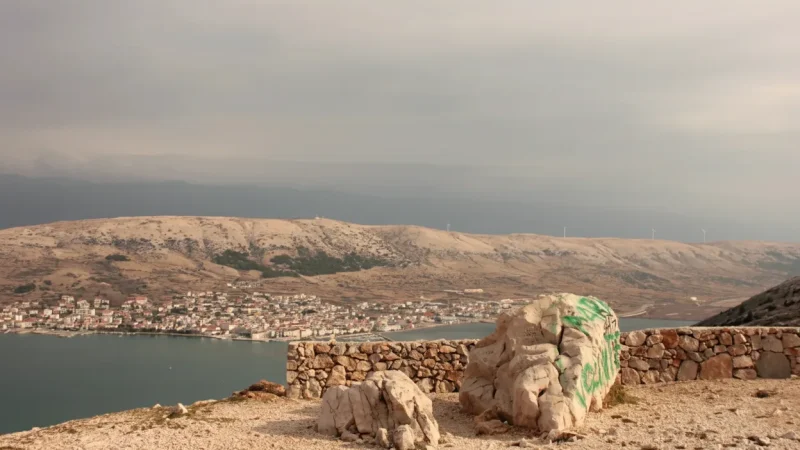 15) Nature Walking Paths(2)