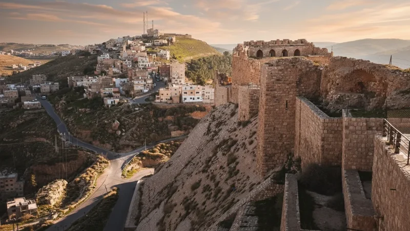 15) Nearby Castle Access(5)