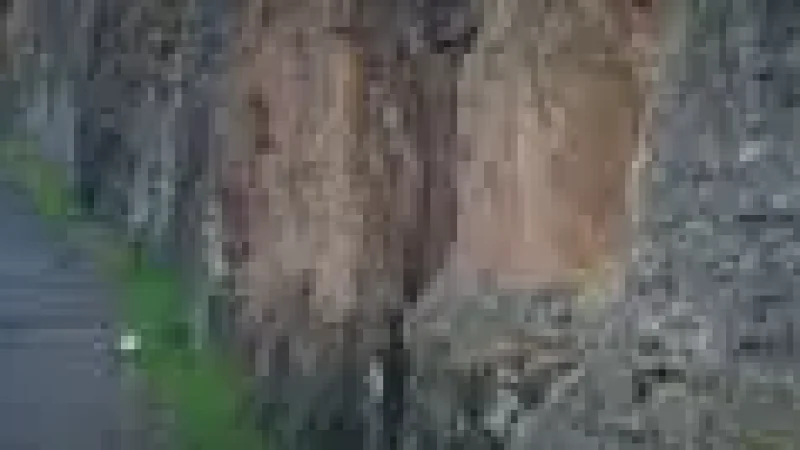 15) Redcliffe Caves(4)