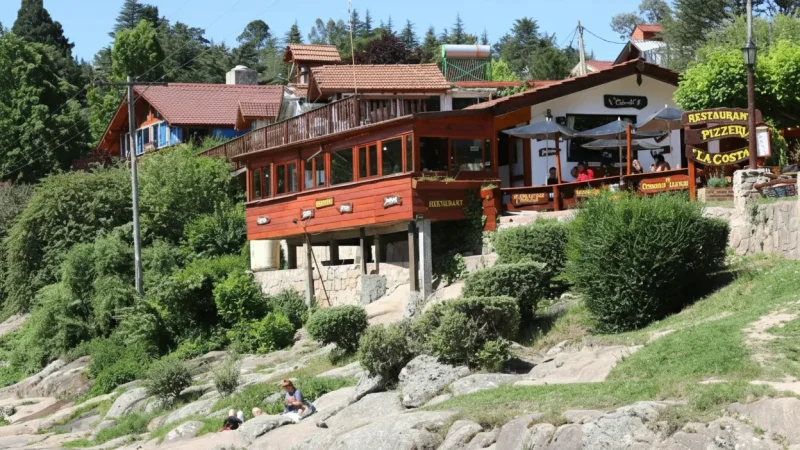 15. Local Cafés – Mountain town rest stops(1)