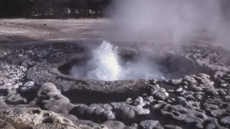 15_Sulphur_Caldron(2)