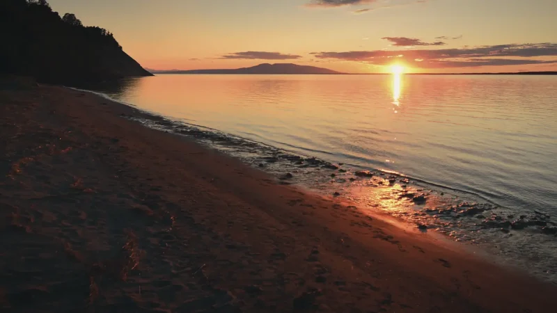 16) Sandy Beach(3)