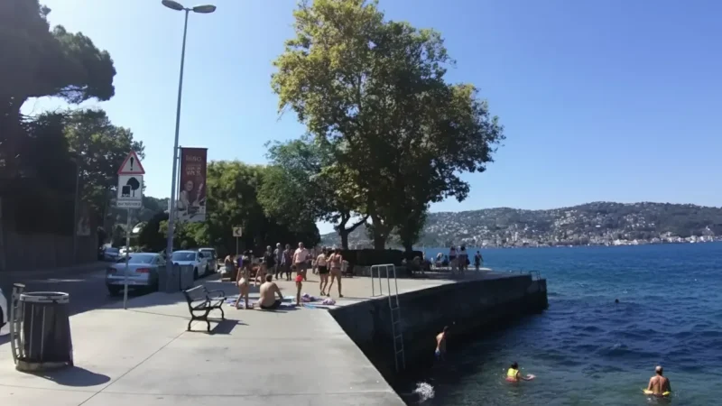 17. Buyukdere Coast – Long seaside walking lane_(1)